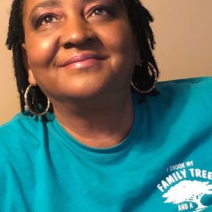 Meet your Posher, Mae